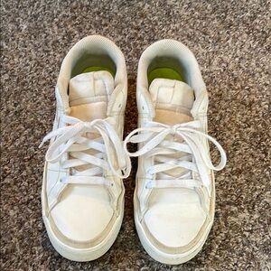 Nike Court Legacy Low Top Sneakers